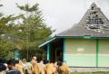 Ganjar Tinjau Sekolah yang Terdampak Gempa di Wonogiri