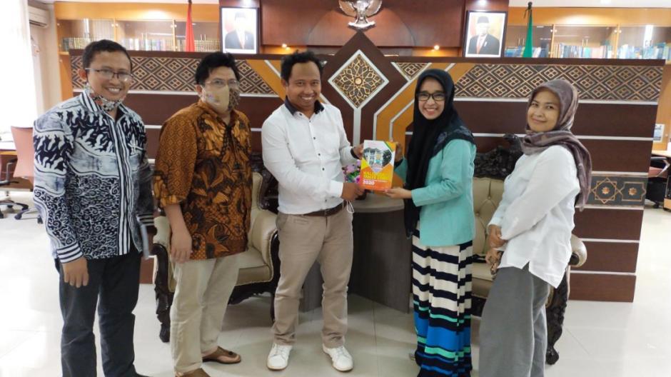 Tingkatkan Mutu, UIN Sunan Kalijaga Terbitkan Buku Kiprah Alumni