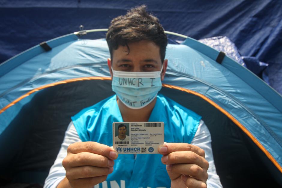 Pencari Suaka Asal Afghanistan Dirikan Tenda di Trotoar Kebon Sirih-3