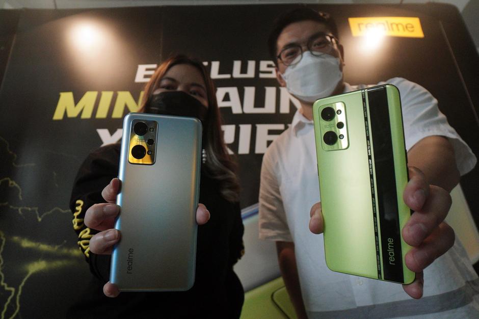 Smartphone Idola Anak Muda Ini Kenalkan Empat Produk Sekaligus di Surabaya-3