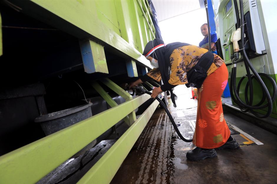 Pertamina Kerahkan Pejuang Layani Konsumen di SPBU Tol Trans Sumatera-3