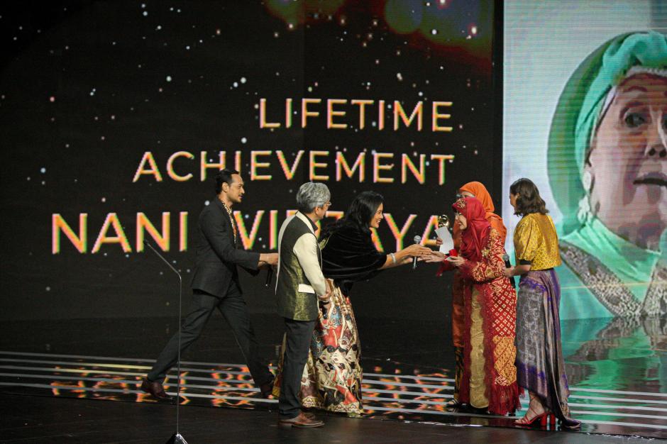 Nani Widjaja Raih Penghargaan Lifetime Achievement IMA Awards 2021-1