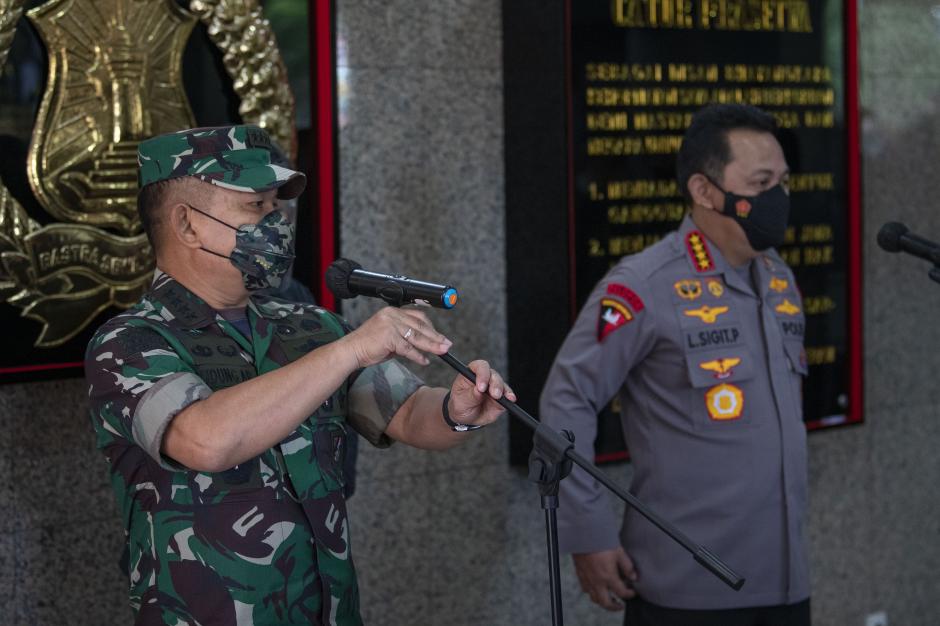 Komitmen Sinergitas TNI dan Polri dalam Menjaga Keamanan di Indonesia-2