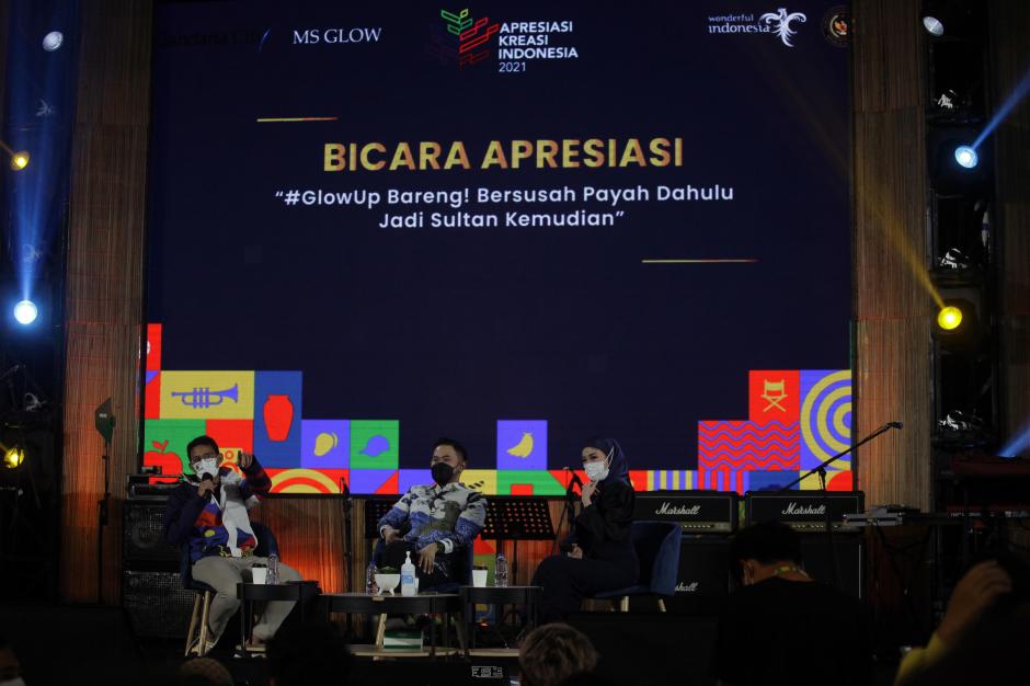 Menparekraf Hadiri Malam Puncak Apresiasi Kreasi Indonesia 2021-1