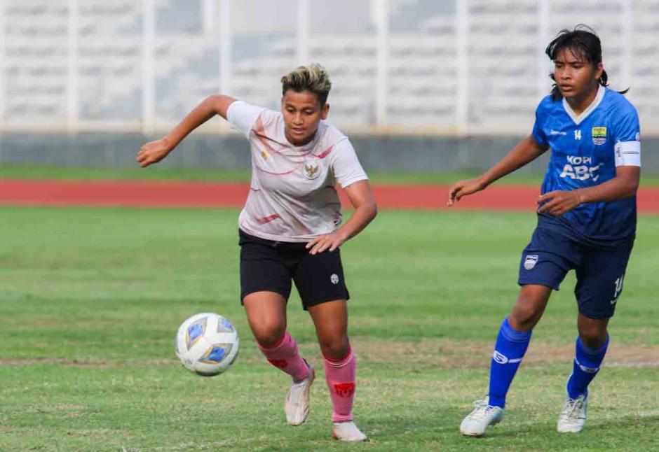 Timnas Putri Indonesia Hajar Persib 10-0 di Laga Uji Coba Jelang Piala Asia-2
