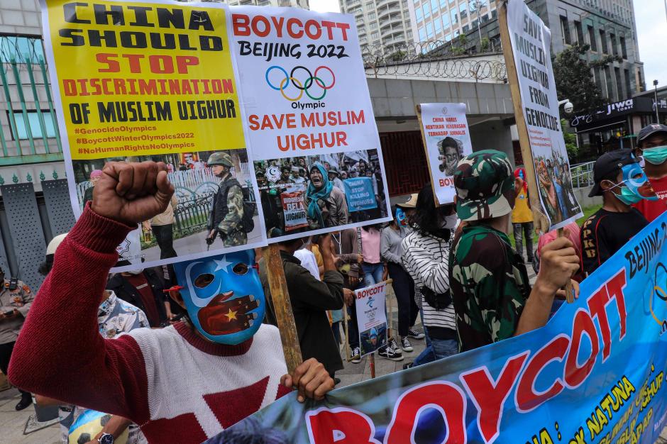 Aksi Unjuk Rasa Tuntut Kedaulatan Perairan Natuna dan Boikot Olimpiade Musim Dingin 2022-0