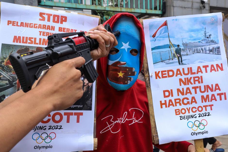 Aksi Unjuk Rasa Tuntut Kedaulatan Perairan Natuna dan Boikot Olimpiade Musim Dingin 2022-4