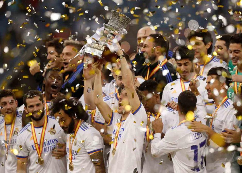 Momen Kemenangan Real Madrid Raih Piala Super Spanyol-0