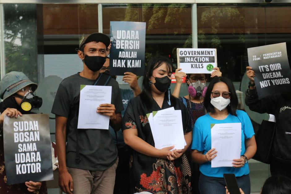 Aksi Kontra Memori Banding Kasus Pencemaran Udara-2