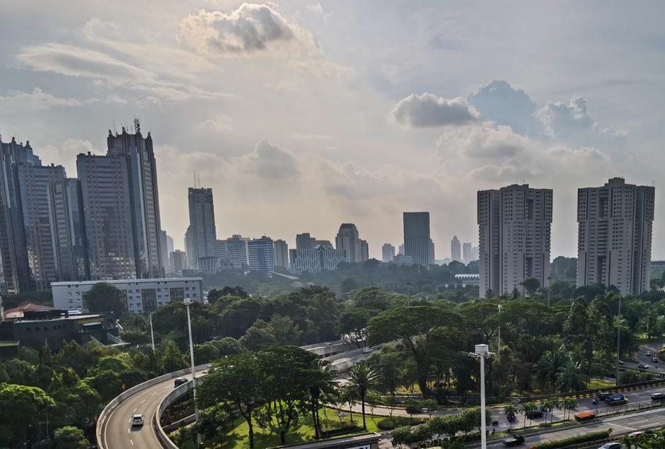 Ekonomi Indonesia 2022 di Bawah Bayang-bayang Omicron-5