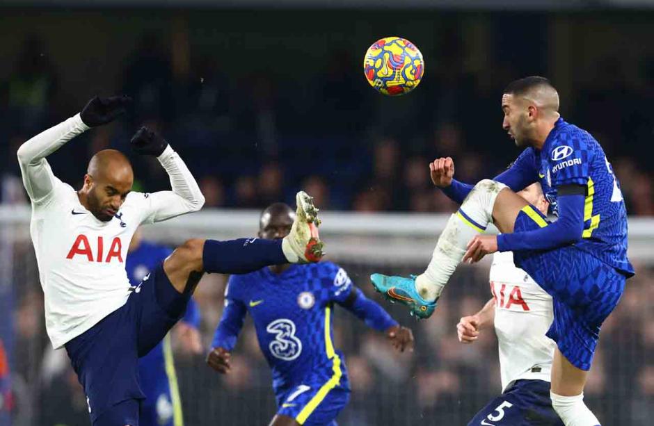 Chelsea Lumat Tottenham 2-0, Hakim Ziyech dan Thiago Silva Cetak Gol-1
