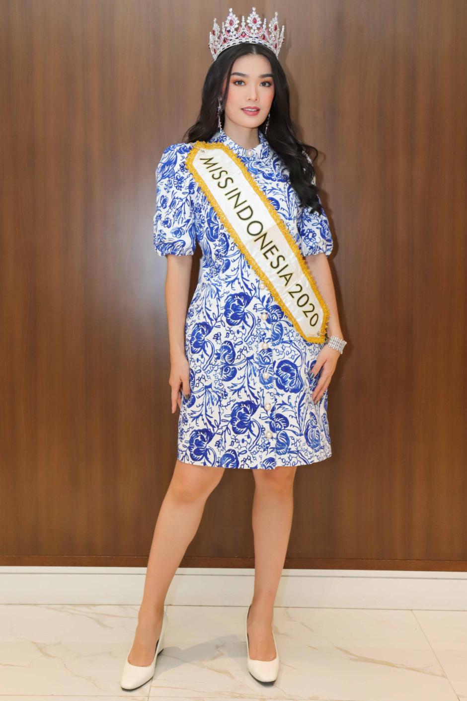 Tembus 40 Besar Kontestan Terbaik Miss World, Intip Potret Cantik Miss Indonesia 2020 Carla Yules-1