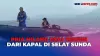 Detik-Detik Pria Nekat Terjun dari KMP Reina di Perairan Selat Sunda