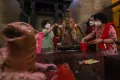 Ritual Cuci Patung di Vihara Amurva Bhumi Jelang Perayaan Imlek