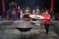 Tradisi Ritual Bakar Tampah di Kelenteng Tay Kak Sie Gang Lombok Semarang