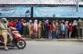 Warga Serbu Operasi Pasar Minyak Goreng di Blitar
