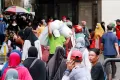 Pedagang Tanah Abang Laris Manis Jelang Ramadhan