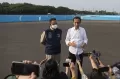 Momen Anies Baswedan Temani Presiden Jokowi Tinjau Sirkuit Formula E