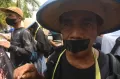 Aksi Cor Kaki dan Mogok Makan Protes Aktivitas PLTA di Poso