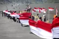 Peringatan HUT ke-77 Kemerdekaan Indonesia di Gunung Bromo