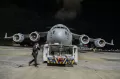 Begini Penampakan Pesawat Jumbo US Air Force Saat Mendarat di Bali