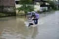 Banjir Rendam Rumah Warga di Perumnas Antang Makassar