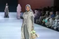 Potret Busana Muslim Hijab Koleksi Althafunnisa by Karina di IFW 2023
