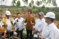 Jokowi Tinjau Pembangunan Istana Kepresidenan di IKN