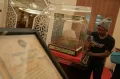 Melihat Pameran Artefak Peninggalan Nabi Muhammad SAW di Masjid At-Tin