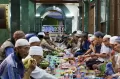 Tradisi Buka Puasa Bersama di Masjid