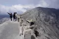Lenyapnya  Arca  Ganesha di Bibir Kawah Gunung Bromo
