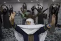 Hadapi Puncak Ibadah Haji, Jamaah Rutin Senam Lansia