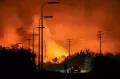 Kebakaran Hutan di Yunani Meluas, Zona Industri Kota Volos Membara