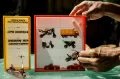 Keren, Petugas UPS Ini Sulap Limbah Korek Api Jadi Miniatur Mainan