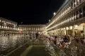 Kota Venesia Kembali Tergenang, Rapuh Terancam Iklim Rusak dan Pariwisata Massal