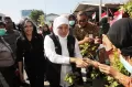 Gubernur Jawa Timur Serahkan BLT Dana Bagi Hasil Cukai Hasil Tembakau ke 5.030 Pekerja IHT