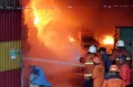 Kebakaran Pabrik Sepatu di Mojokerto