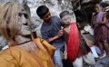 Melihat Ritual Adat Pembersihan Tau-Tau Toraja