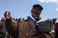 Pasokan Air Menipis, Warga Bolivia Berkumpul di Bendungan untuk Berdoa Meminta Hujan