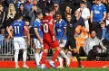 Mo Salah Brace, Liverpool Atasi 10 Pemain Everton di Derby Merseyside