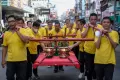 Ritual Pemindahan Patung Dewa Kwan Kong di Makassar