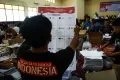 Potret Pelipatan Kertas Surat Suara Pemilu 2024 di Kota Palembang