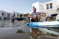 Penampakan Rumah dan Mobil Mewah Terendam Banjir di Dubai