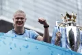 Parade Biru Manchester City Rayakan Gelar Keempat Beruntun Liga Premiere