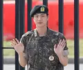 Potret Gagahnya Jin BTS Usai Tuntaskan Wajib Militer