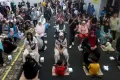 Penuh Haru Aksi Cuci Kaki Ibu Sambut HUT DKI Jakarta ke-497