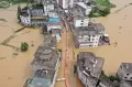 Penampakan Cina Dikepung Banjir