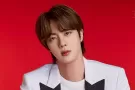 Jin BTS Masih Cedera, Penampilannya di Konser Las Vegas Dibatasi