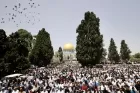 Shalat Jumat Terakhir Ramadhan, Ratusan Warga Palestina Padati Masjid Al-Aqsa