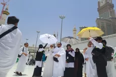 Tiba di Makkah, Menag Yaqut Cholil Qoumas Jalankan Ibadah Umrah